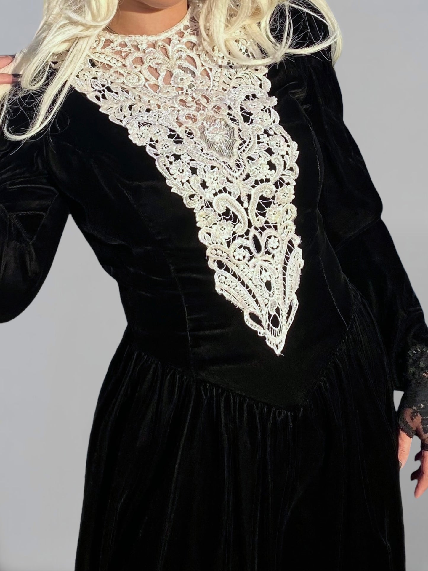 Vintage Jessica McClintock Black Velvet Embroidered Maxi Dress Prom Wedding Gown