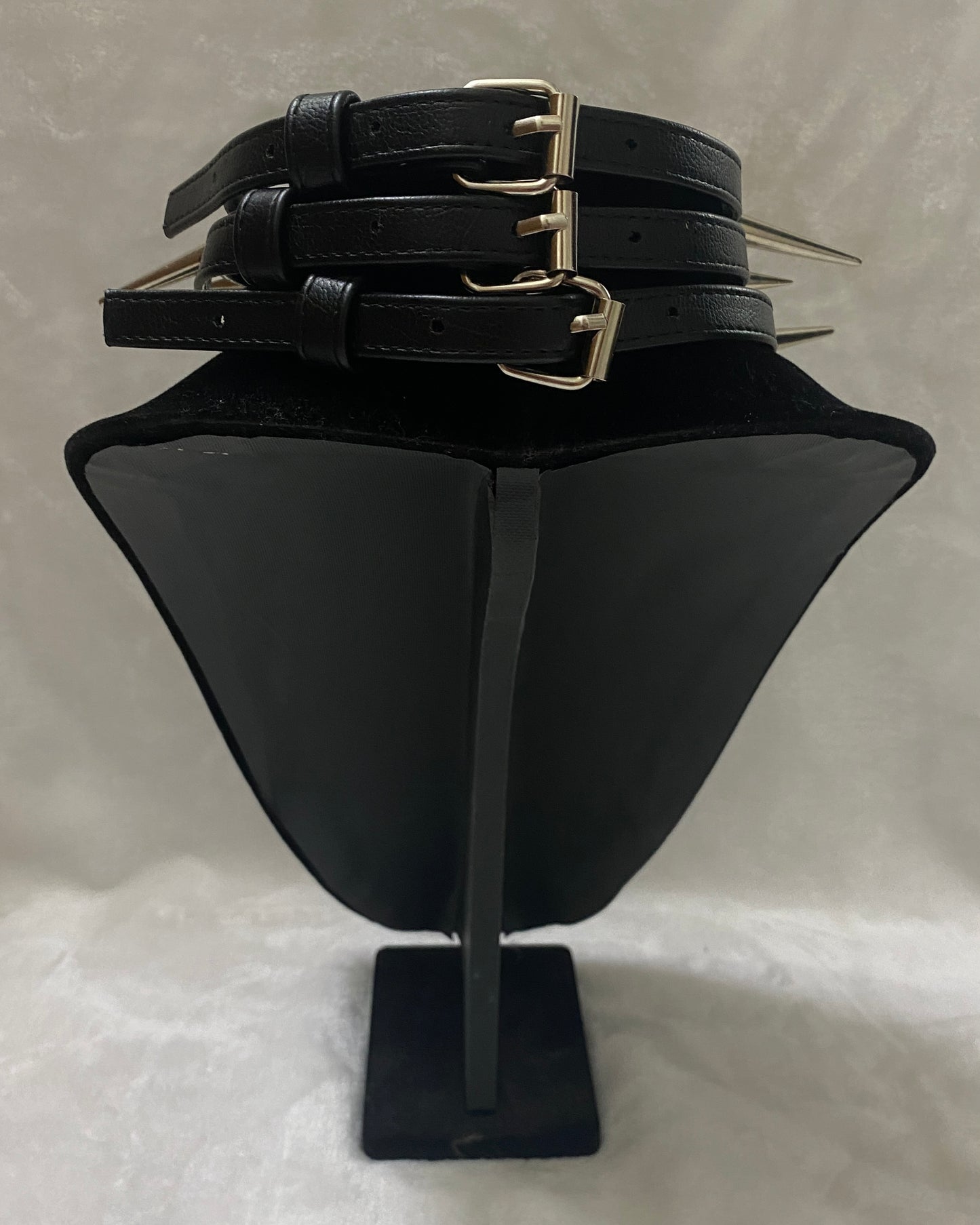 Abyss O-Ring Spiked Choker