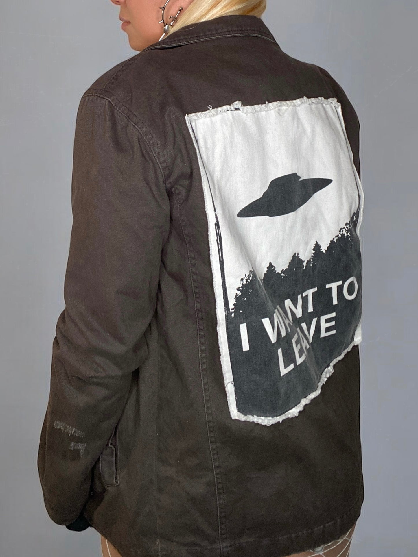 Disturbia “I Want to Leave” Jacket ♆