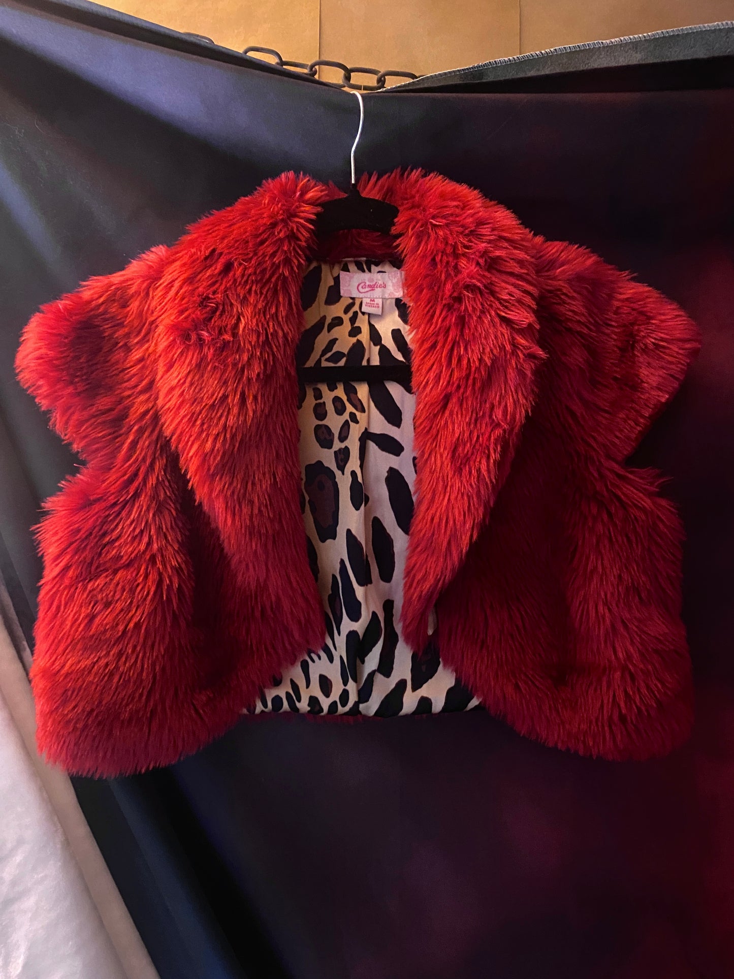 Vintage 90s-Y2K Red Faux Fur Shrug Jacket