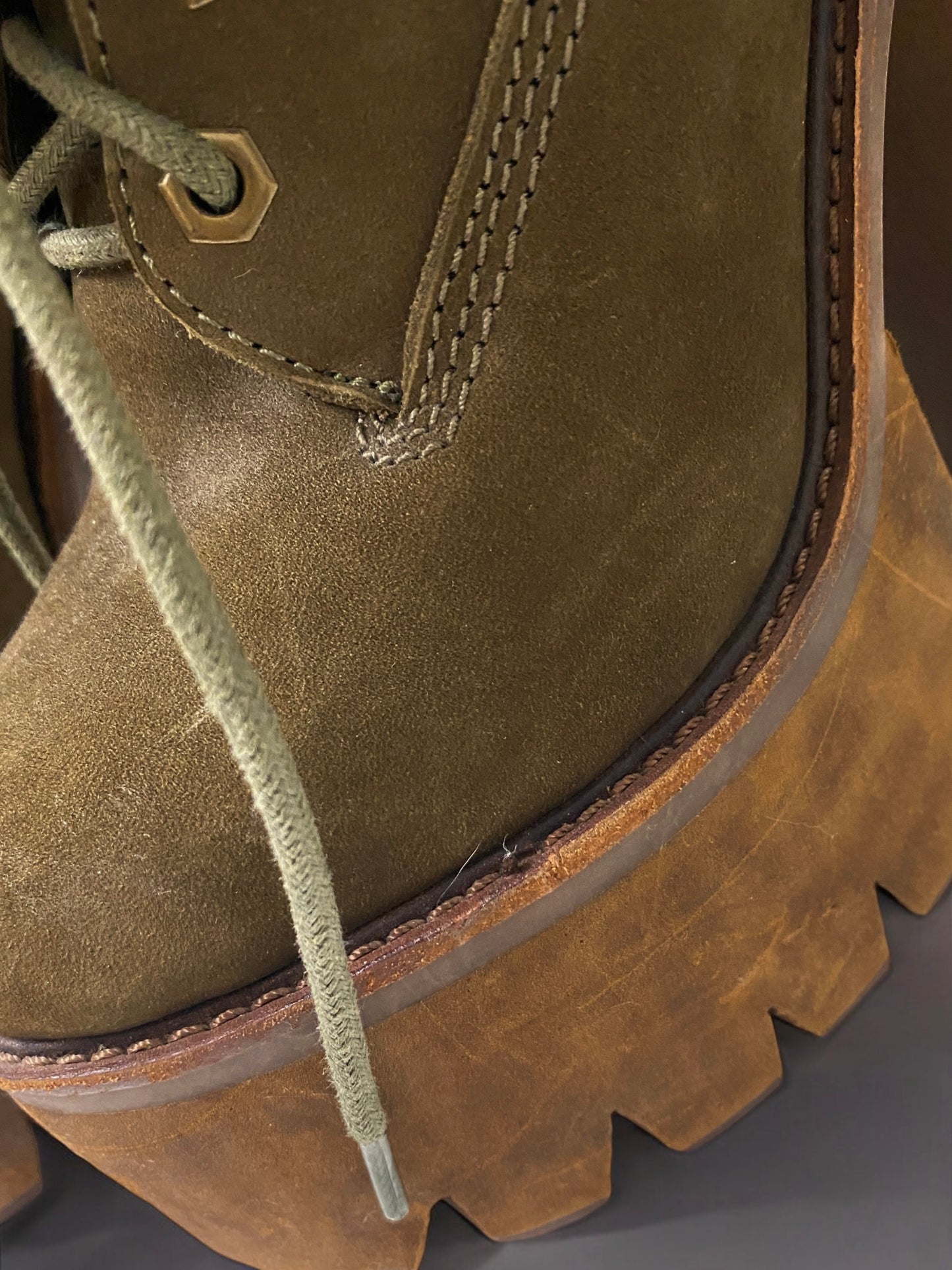 Vintage Jeffrey Campbell Olive Green Genuine Nubuck Leather Sherpa Wood Platform Boots