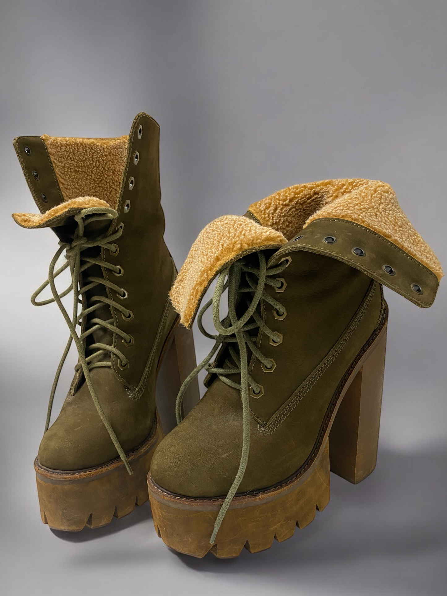 Vintage Jeffrey Campbell Olive Green Genuine Nubuck Leather Sherpa Wood Platform Boots